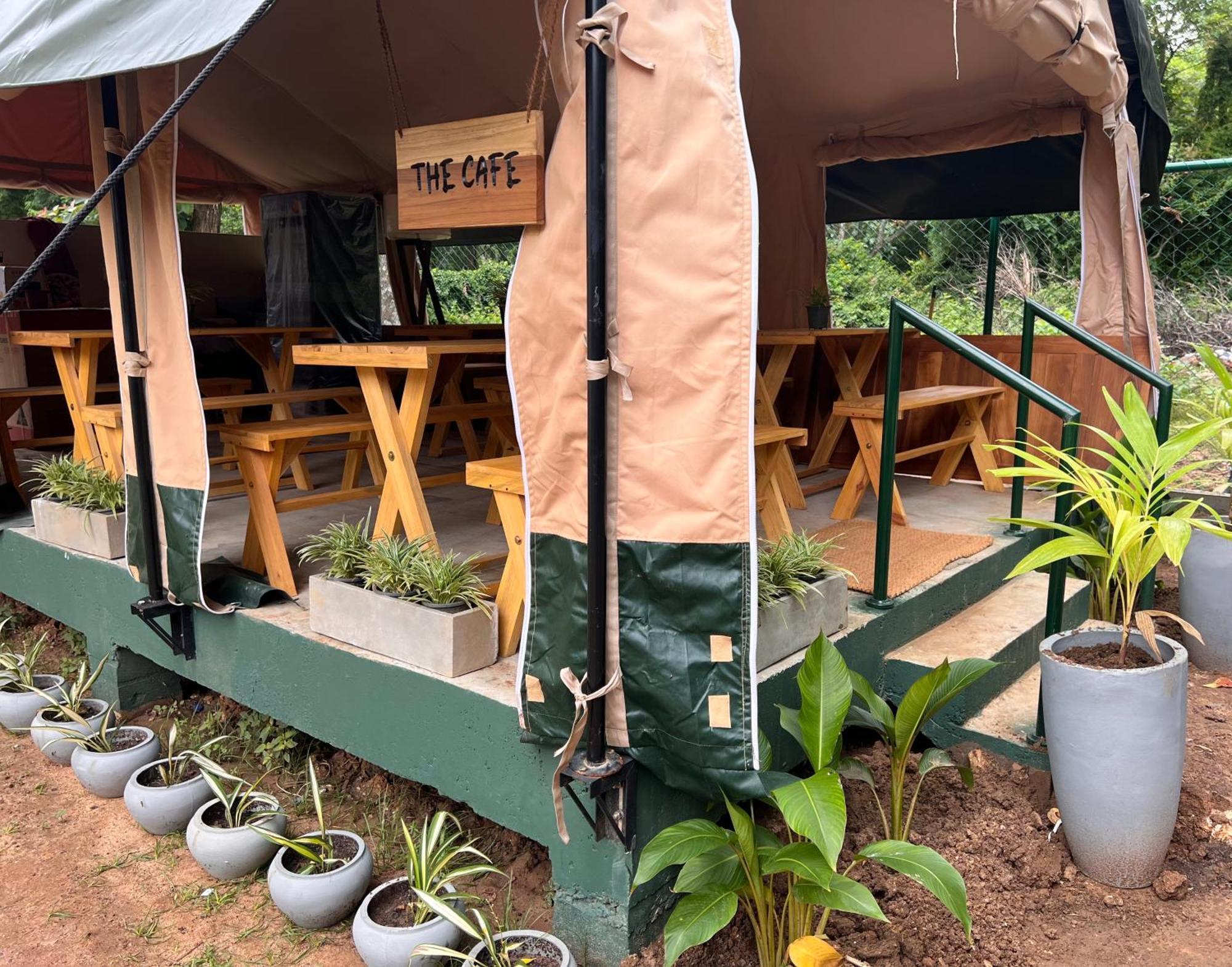 Hotel At One - Glamping Rekawa Exterior foto